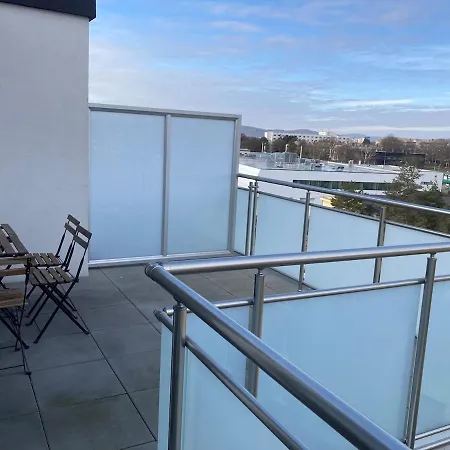 Star #5d515 By Starbnb Eu