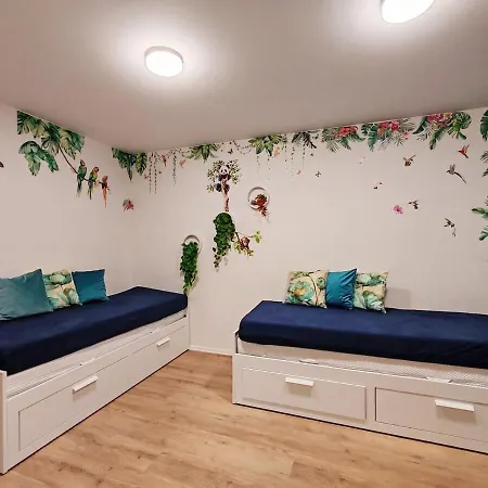 Star #5d515 By Starbnb Eu 아파트 *